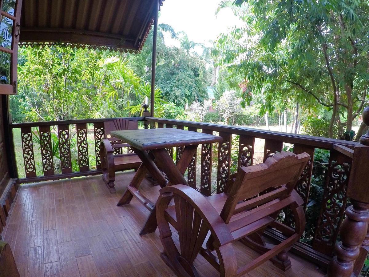 Chiangsan Goldenland Resort Chiang Saen Exteriör bild