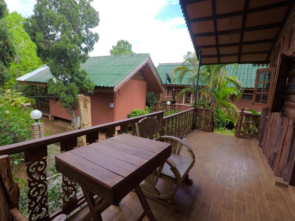 Chiangsan Goldenland Resort Chiang Saen Exteriör bild