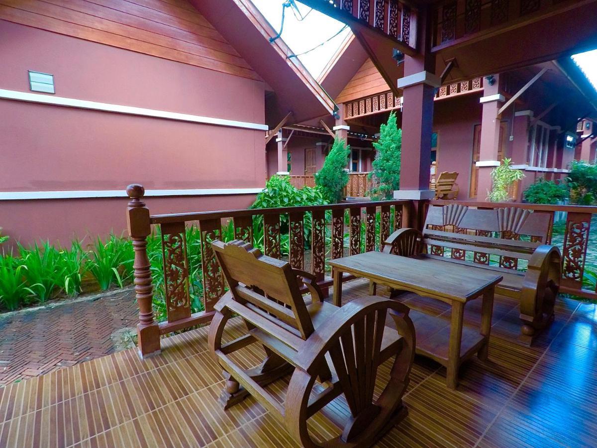 Chiangsan Goldenland Resort Chiang Saen Exteriör bild
