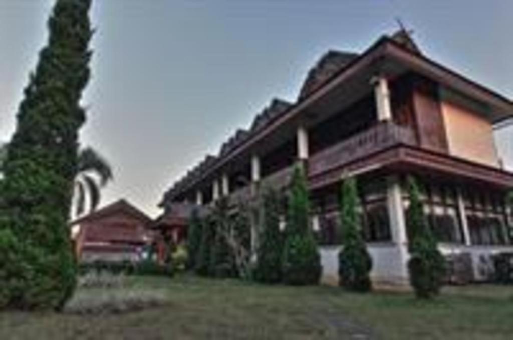 Chiangsan Goldenland Resort Chiang Saen Exteriör bild