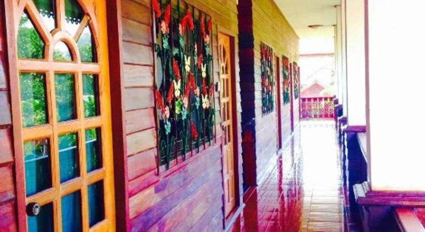 Chiangsan Goldenland Resort Chiang Saen Exteriör bild
