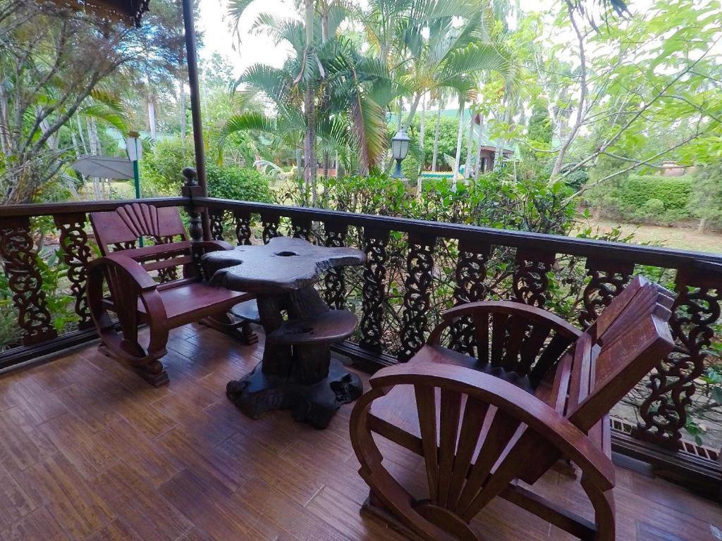 Chiangsan Goldenland Resort Chiang Saen Exteriör bild