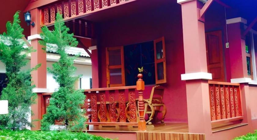 Chiangsan Goldenland Resort Chiang Saen Exteriör bild